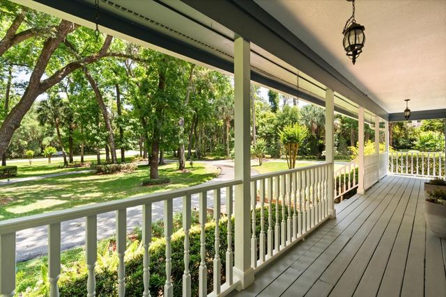 216 WOODS TRAIL, Sanford, FL 32771