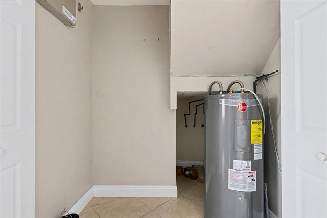 1874 SW 81st Lane 1874, Davie, FL 33324