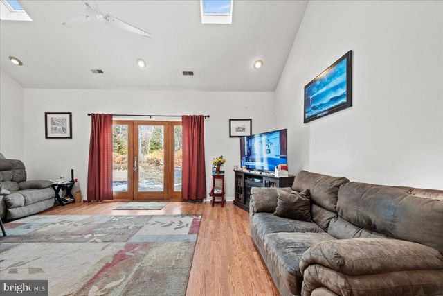 61 HAWKIN ROAD, Medford, NJ 08055