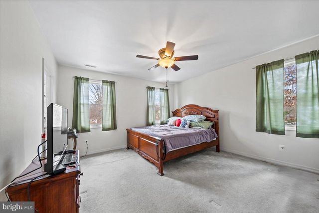 61 HAWKIN ROAD, Medford, NJ 08055