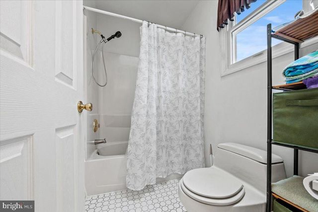 61 HAWKIN ROAD, Medford, NJ 08055