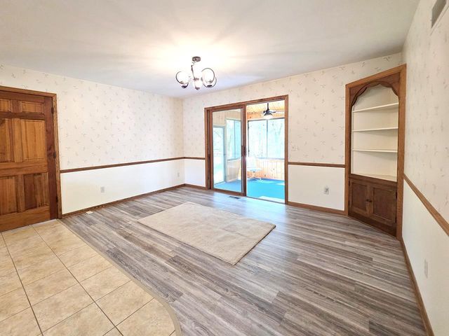 2322 E Sylvan Lane, Milton, WI 53563