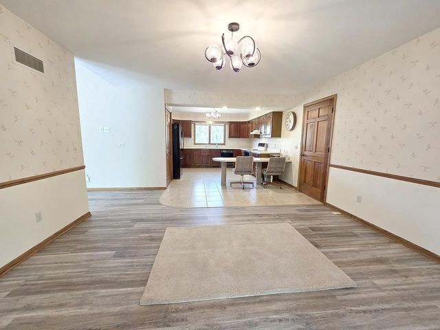 2322 E Sylvan Lane, Milton, WI 53563