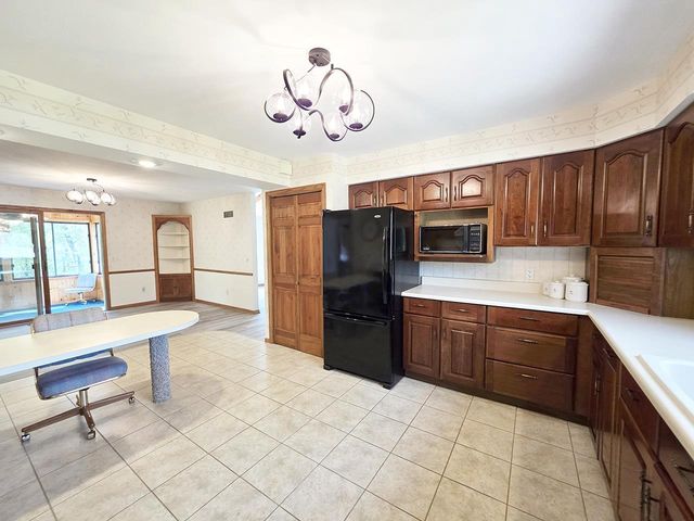 2322 E Sylvan Lane, Milton, WI 53563