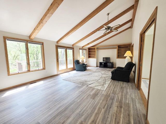 2322 E Sylvan Lane, Milton, WI 53563