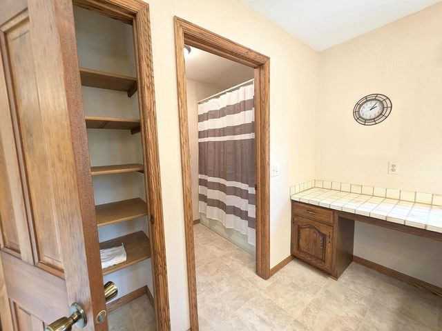 2322 E Sylvan Lane, Milton, WI 53563