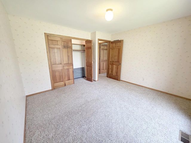 2322 E Sylvan Lane, Milton, WI 53563