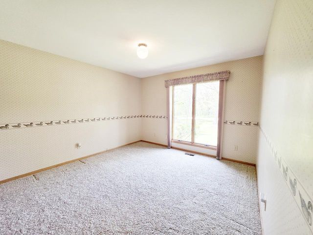 2322 E Sylvan Lane, Milton, WI 53563