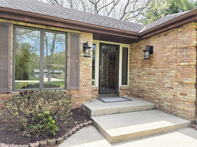 2322 E Sylvan Lane, Milton, WI 53563