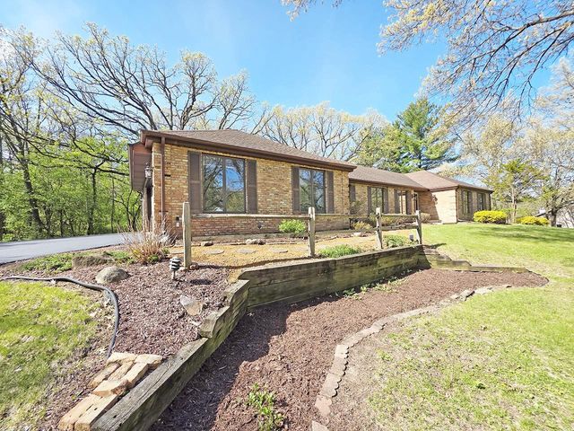 2322 E Sylvan Lane, Milton, WI 53563