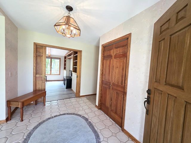 2322 E Sylvan Lane, Milton, WI 53563