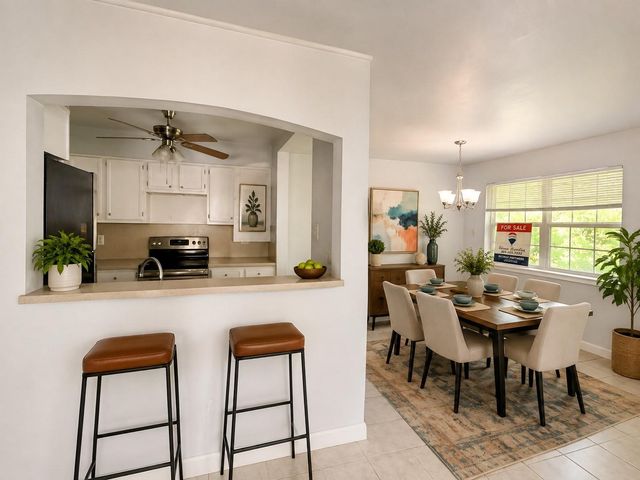 12027 Greenwood Forest Drive 29D, Houston, TX 77066