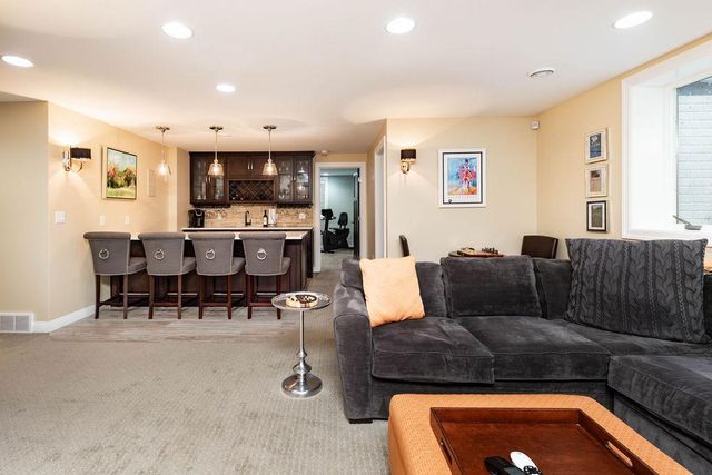 4903 Rose Creek Parkway S, Fargo, ND 58104