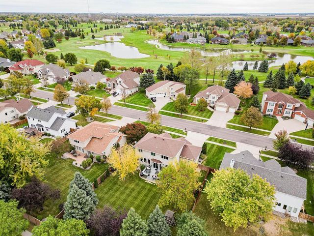 4903 Rose Creek Parkway S, Fargo, ND 58104