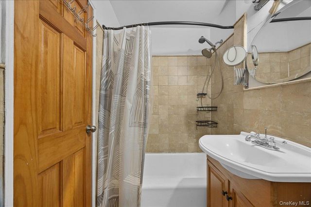 3176 Decatur Avenue 3A, Bronx, NY 10467