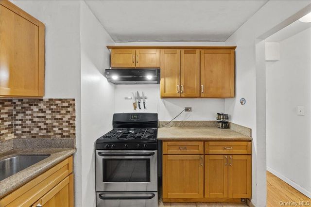 3176 Decatur Avenue 3A, Bronx, NY 10467