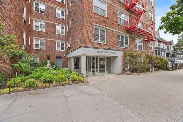 3176 Decatur Avenue 3A, Bronx, NY 10467