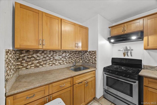 3176 Decatur Avenue 3A, Bronx, NY 10467
