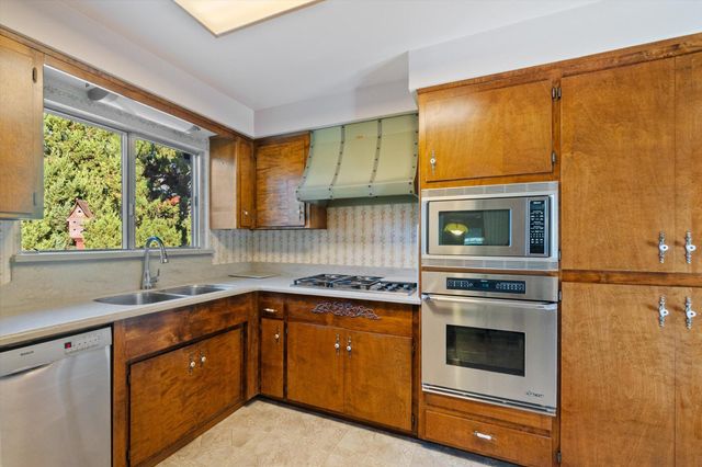 21798 Papoose Drive, Palo Cedro, CA 96073