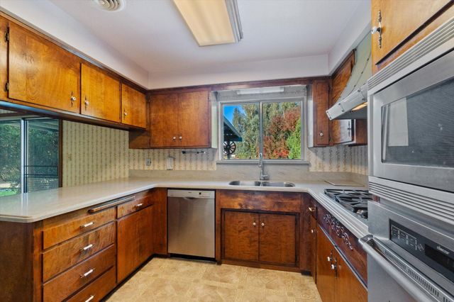 21798 Papoose Drive, Palo Cedro, CA 96073