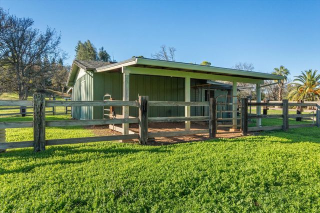 21798 Papoose Drive, Palo Cedro, CA 96073
