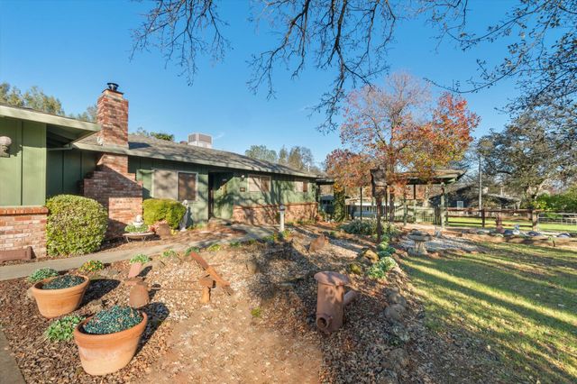 21798 Papoose Drive, Palo Cedro, CA 96073