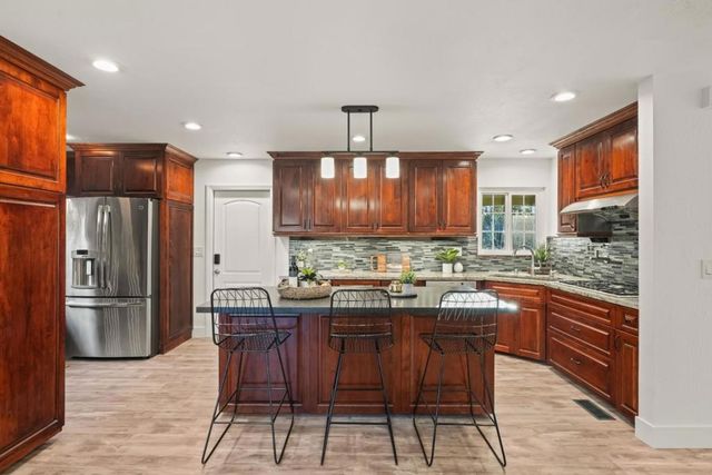 3852 Ross Avenue, San Jose, CA 95124