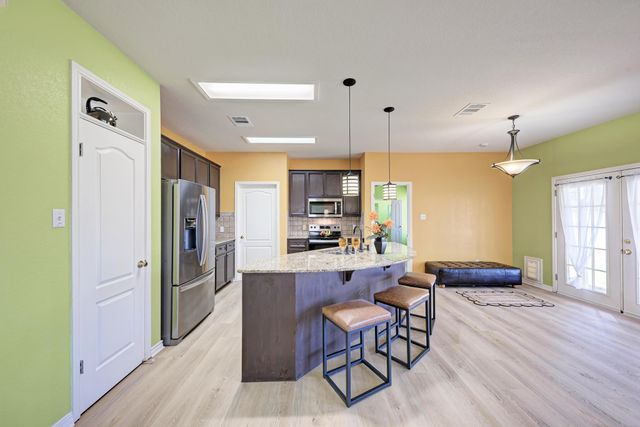 1612 Zunker CV, Round Rock, TX 78665