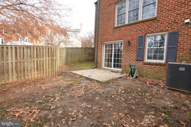 1666 ALBERMARLE DR, Crofton, MD 21114