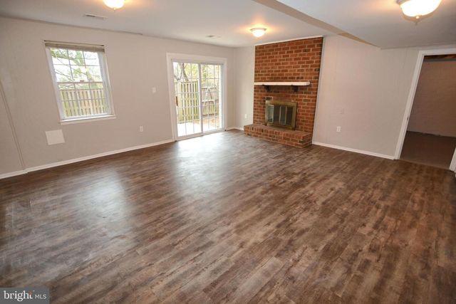 1666 ALBERMARLE DR, Crofton, MD 21114
