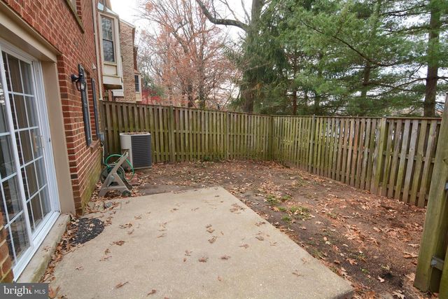 1666 ALBERMARLE DR, Crofton, MD 21114