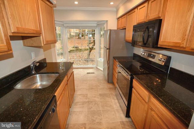 1666 ALBERMARLE DR, Crofton, MD 21114