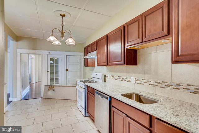 3610 GREENMOUNT AVE, Baltimore, MD 21218