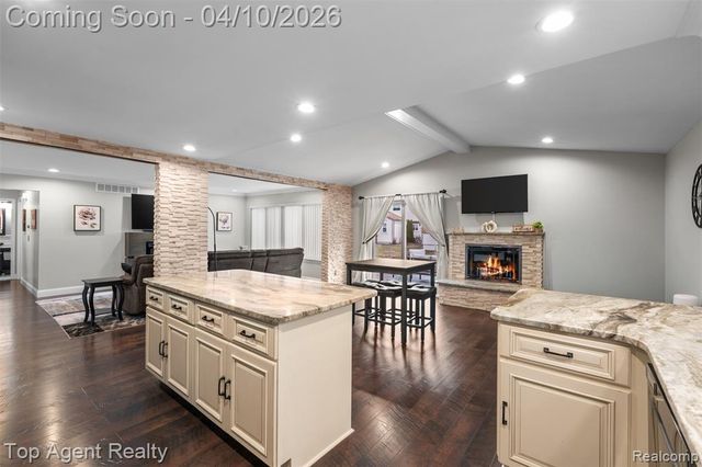 16115 Bayham Court, Clinton Township, MI 48038