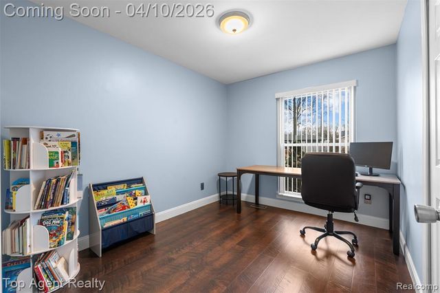 16115 Bayham Court, Clinton Township, MI 48038
