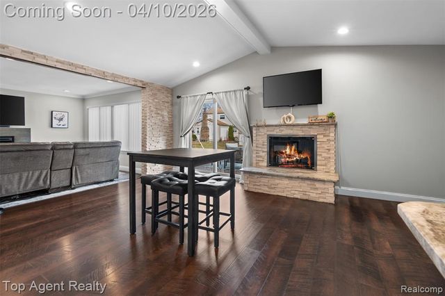 16115 Bayham Court, Clinton Township, MI 48038
