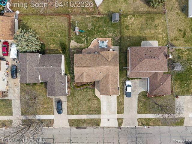 16115 Bayham Court, Clinton Township, MI 48038