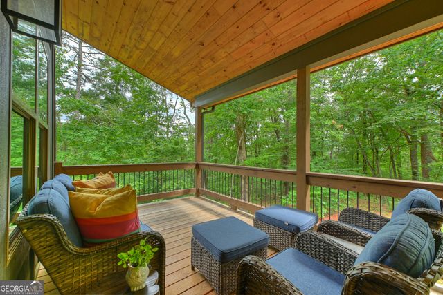 232 Ridge Oaks Way, Ellijay, GA 30540