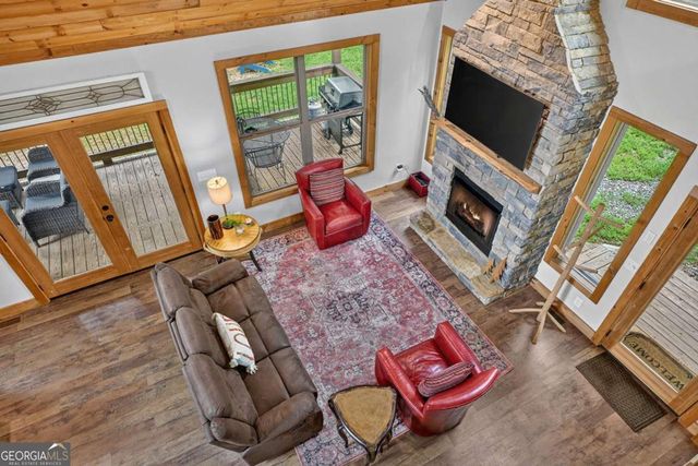 232 Ridge Oaks Way, Ellijay, GA 30540