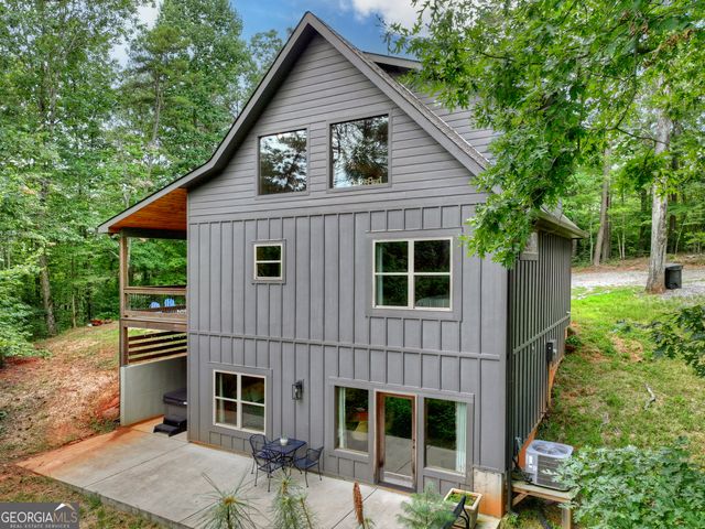 232 Ridge Oaks Way, Ellijay, GA 30540