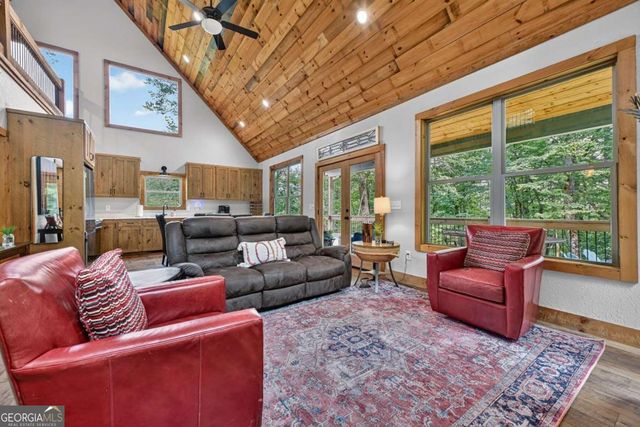 232 Ridge Oaks Way, Ellijay, GA 30540