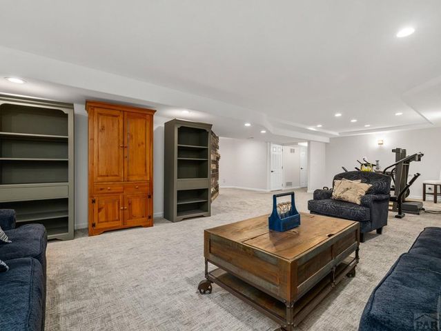 59 Posada Dr, Pueblo, CO 81005