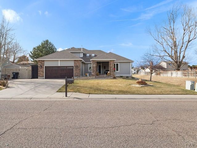 59 Posada Dr, Pueblo, CO 81005