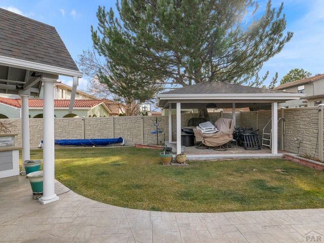 59 Posada Dr, Pueblo, CO 81005