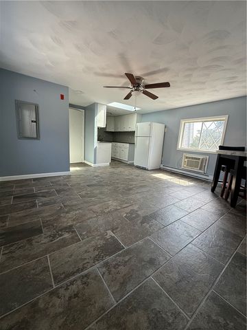 300 Smithfield Road 5-53, North Providence, RI 02904