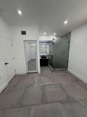 14240 S Biscayne River Rd 2, Miami, FL 33161