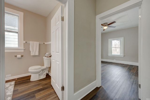 1225 S Bedford Avenue, Evansville, IN 47713