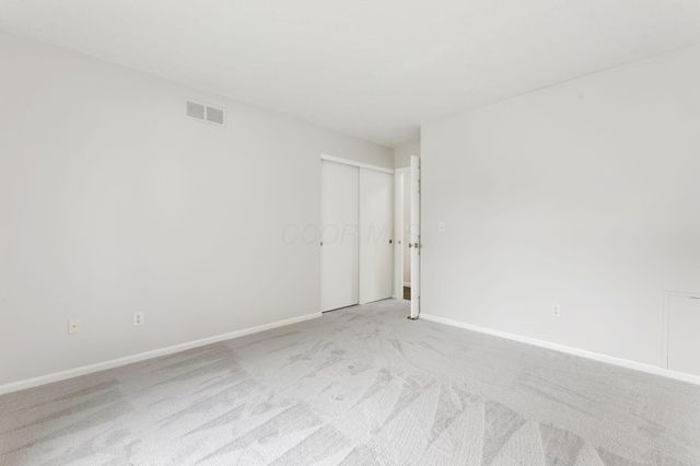 6376 Hyland Drive, Dublin, OH 43017