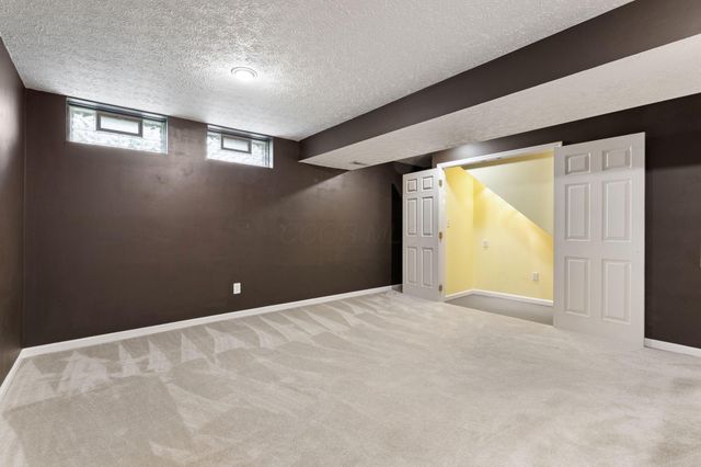 6376 Hyland Drive, Dublin, OH 43017