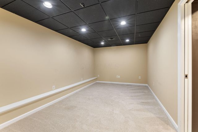 6376 Hyland Drive, Dublin, OH 43017